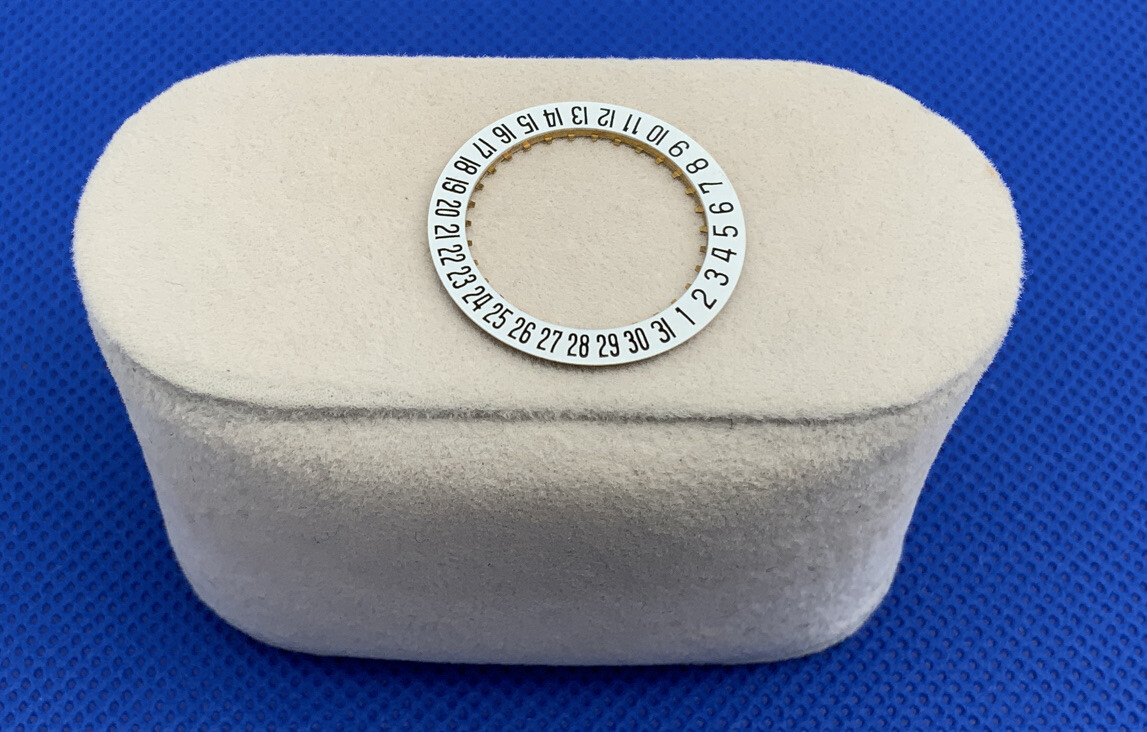 ETA 2789 PN 2557/6 Date Dial. New Old Stock. Auto 7290