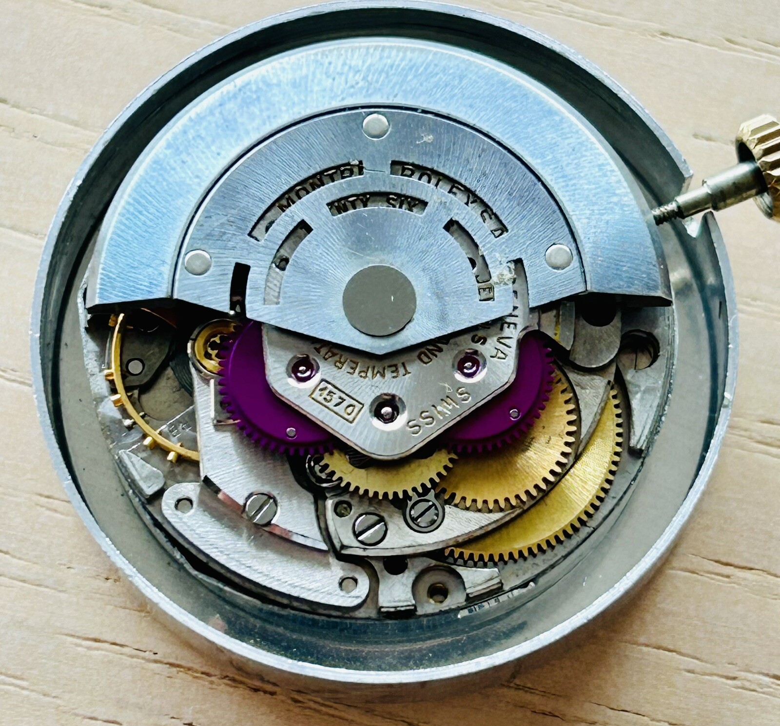 RARE NICE ROLEX NON HACKING WORKING COMPLETE 1570 MOVEMENT RED SUBMARINER 1680