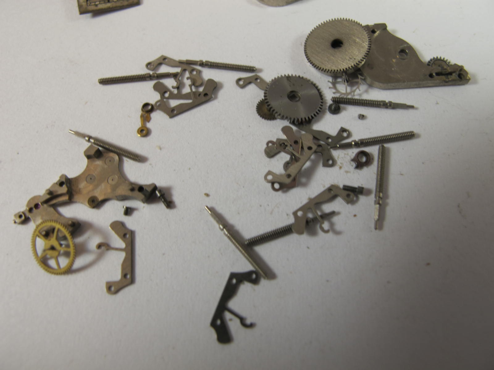 GRUEN WATCH CALIBER 455 457 459 MOVEMENT MATERIAL INCLUDING NOS STEMS
