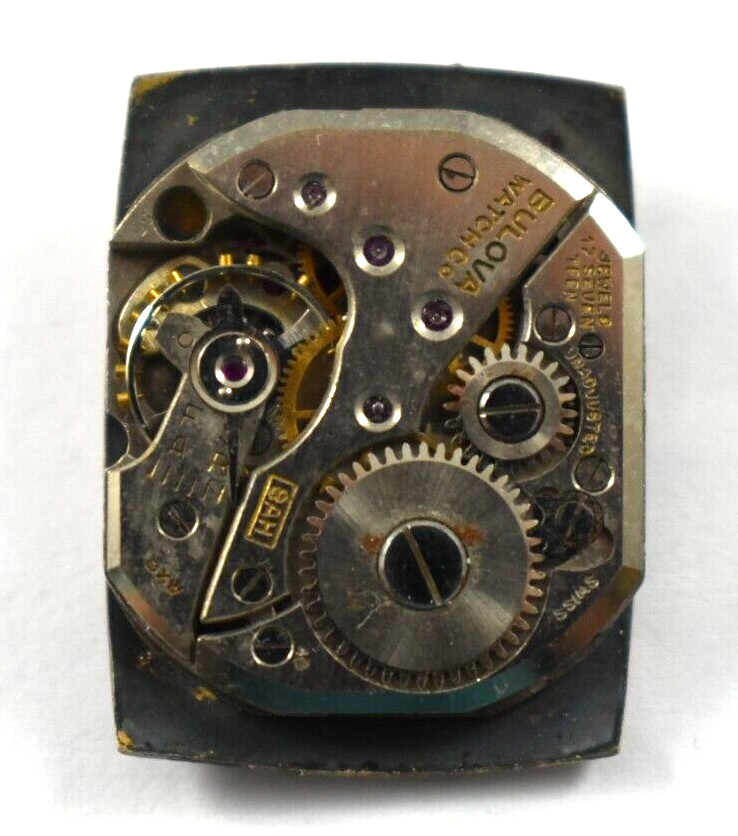 Vintage Bulova Manual Wind 17J 8AH Wrist Watch Movement lot.fg