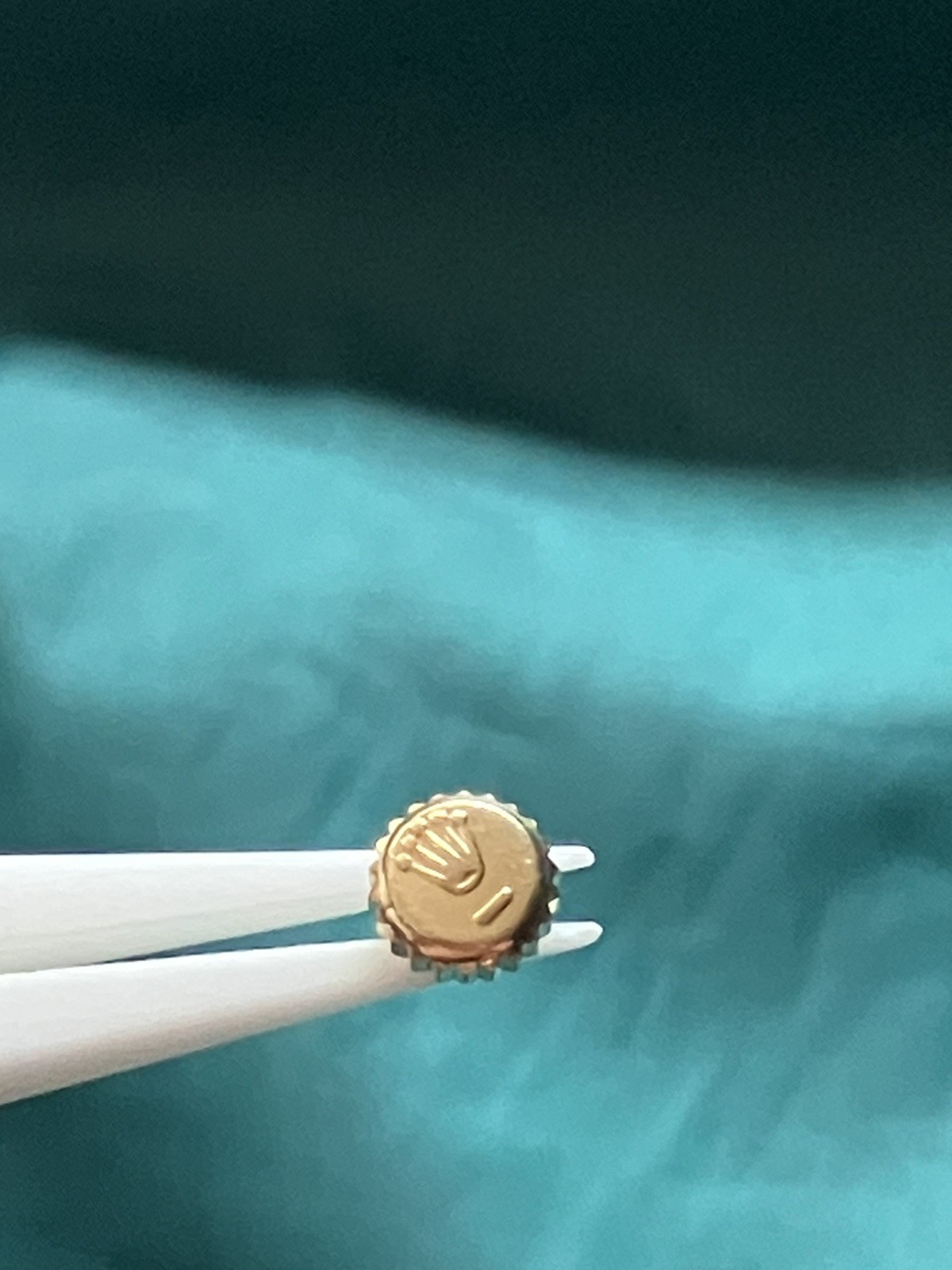 Genuine Rolex 18K Yellow Gold 6mm Crown for 36/41 Datejust etc..Preowned