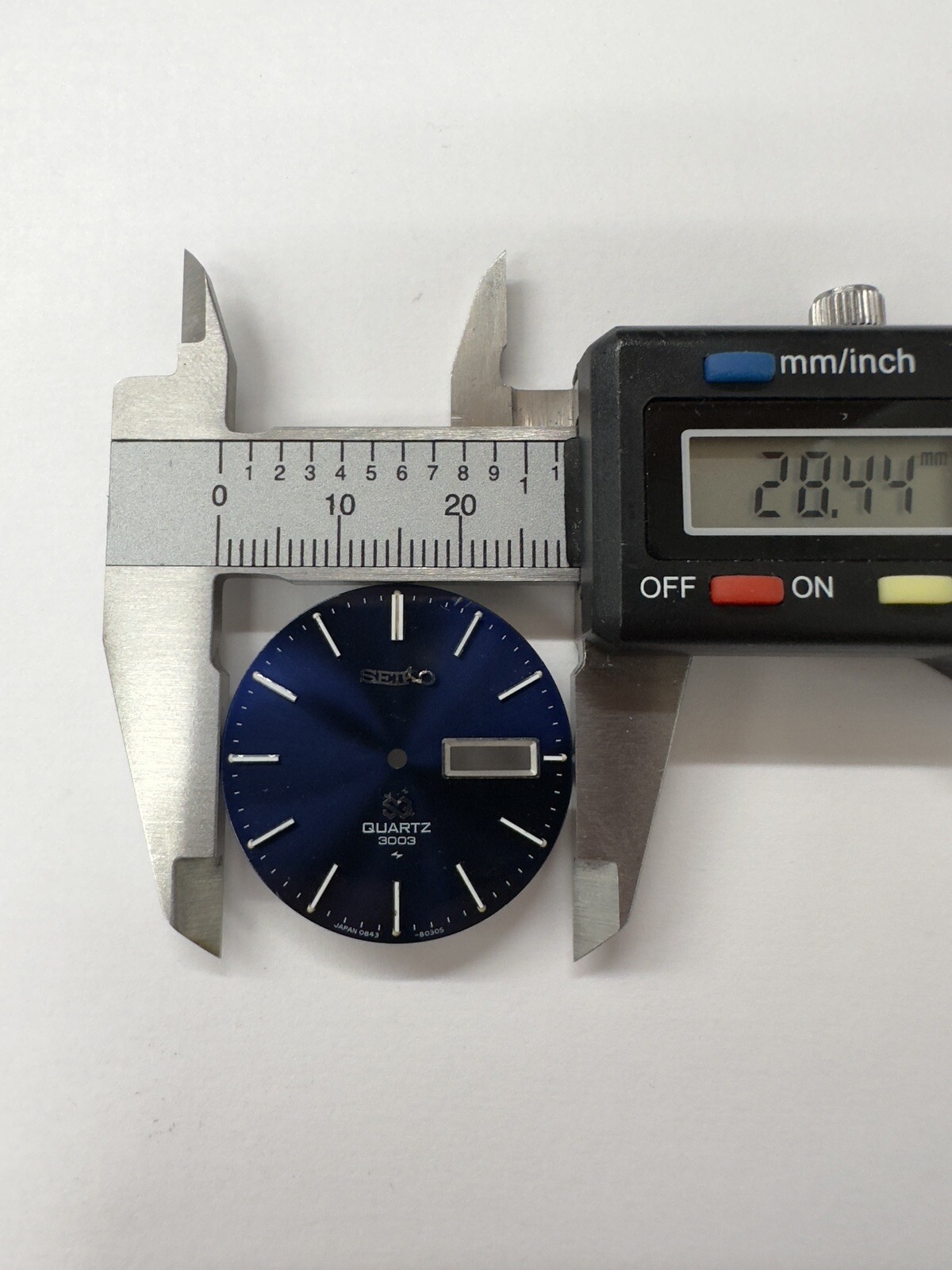 Genuine Seiko Navy Blue Quartz 28.5mm Day/Date Dial #0843-8030S