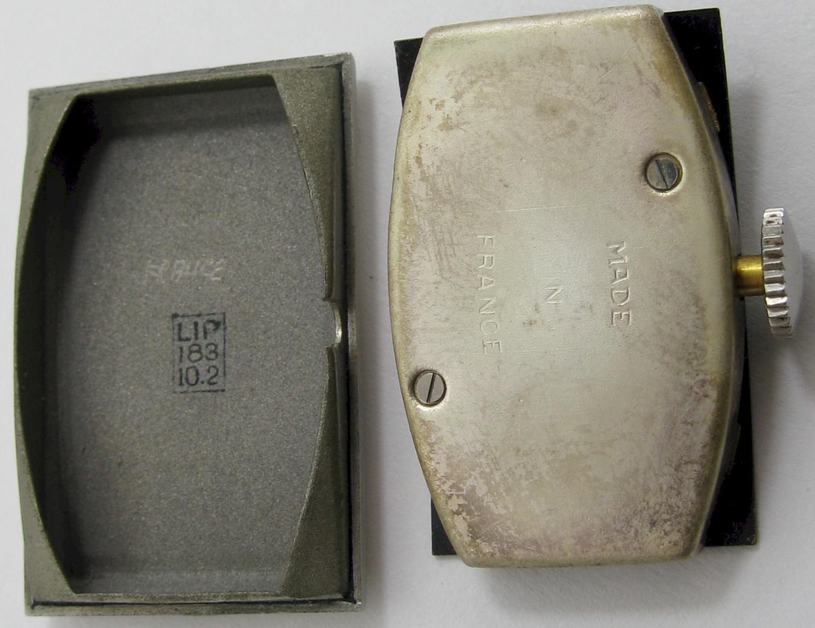 LIP T 18 15 jewels rectangle watch movement +black dial for parts