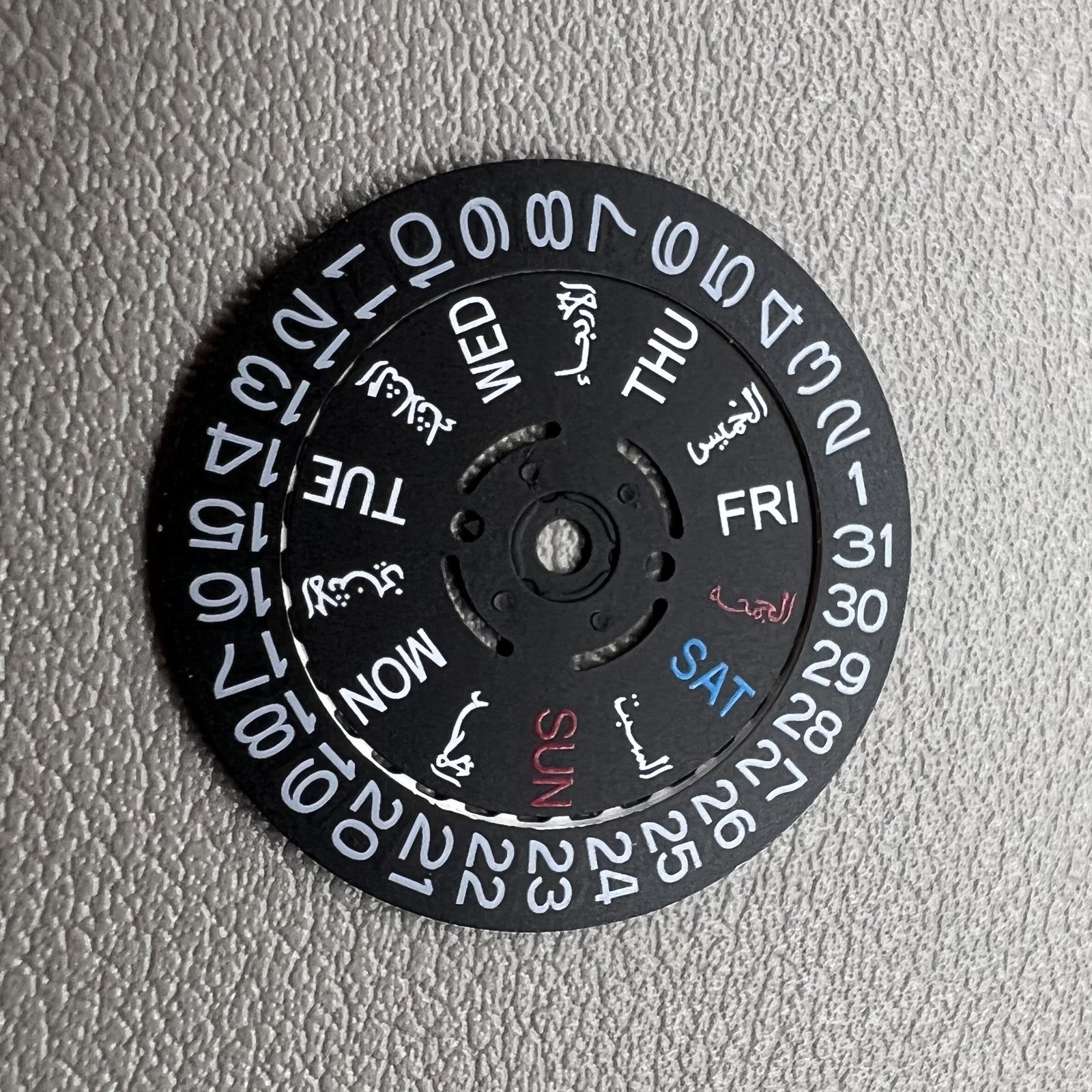 Arabic/English Font Black Date Disk Week Wheel for NH36 Movement Crown at 3