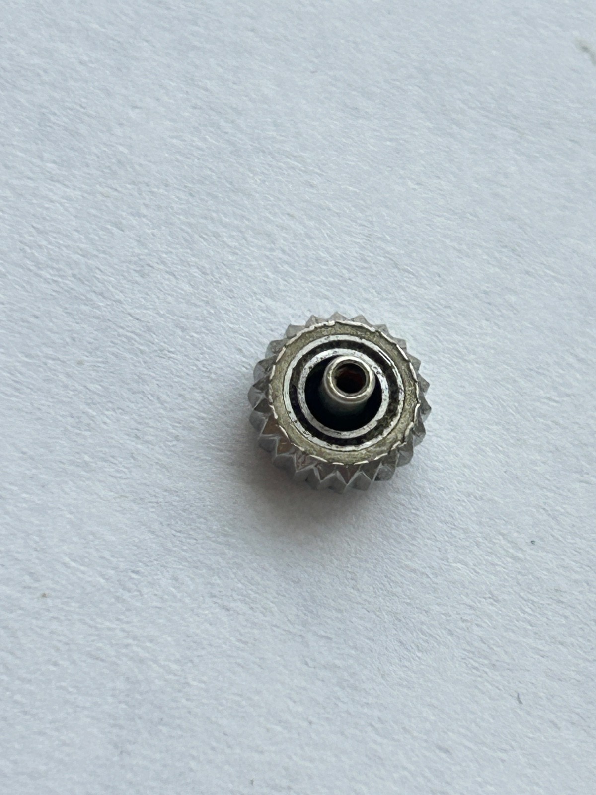 1 x Vintage Rolex 5.9 mm Super Oyster Steel Crown perfect condition vintage