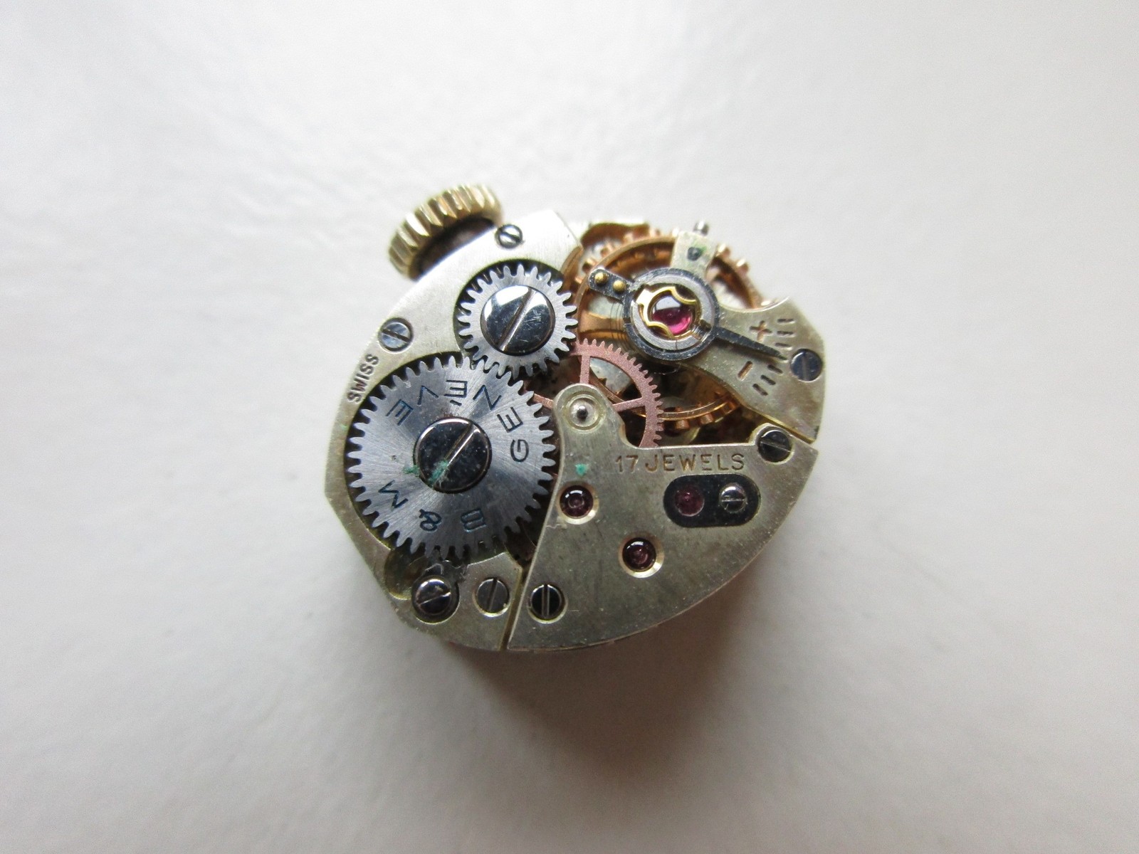 AS A. Schild cal. 1012 Swiss watch movement – B&M dial – running