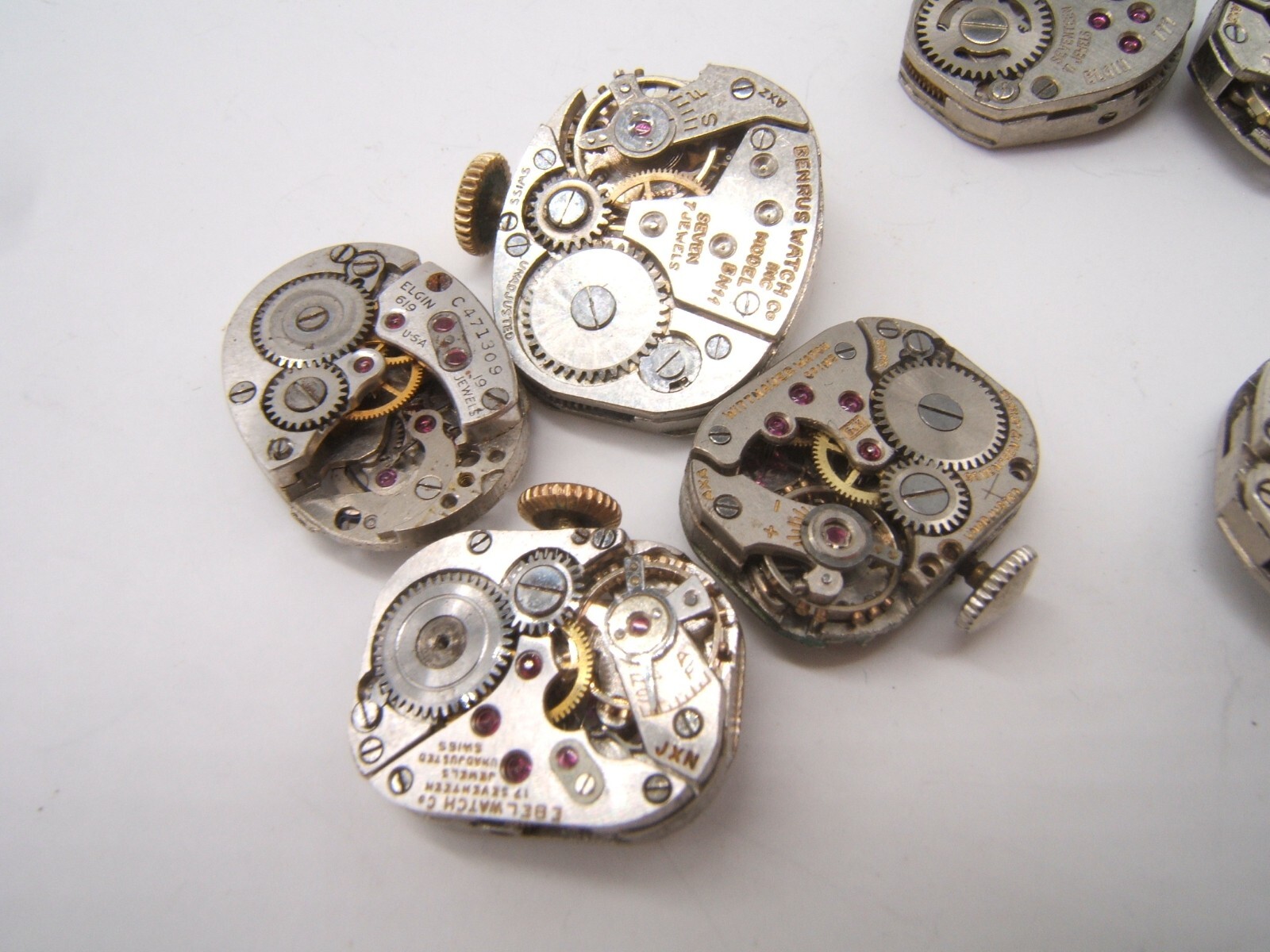 13 SMALL WOMEN’S WATCH MOVEMENTS PARTS REPAIR MECHANICAL WIND UP (LOT GH)