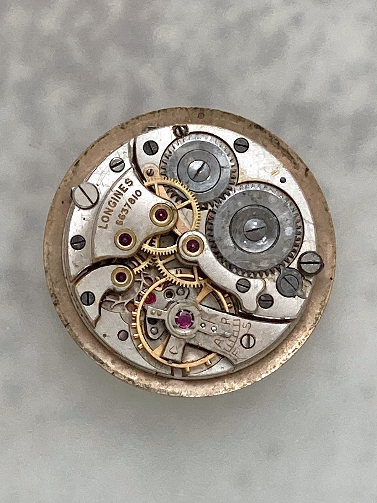 A Fine Vintage Longines Calibre 23M Movement with Salmon Dial and Hands
