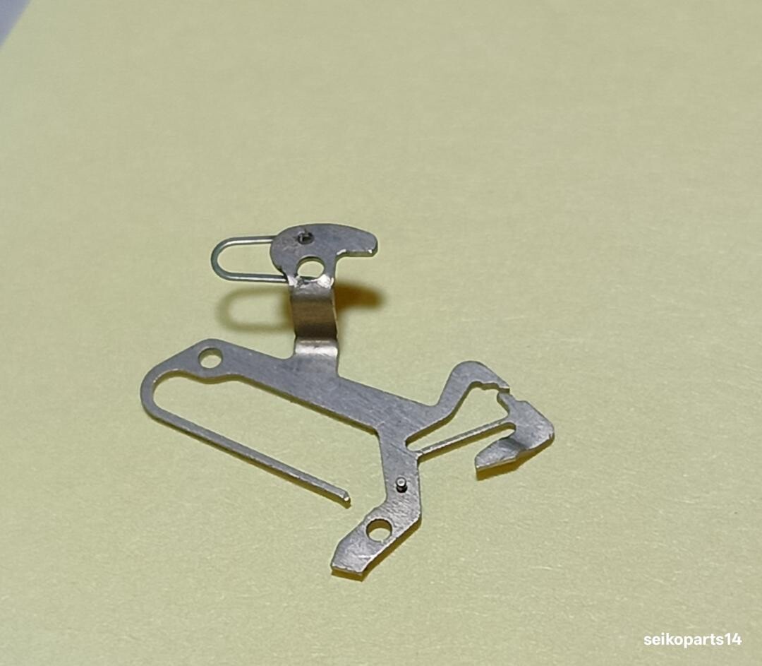 SEIKO MONACO MOVEMENT 7016 GENUINE HAMMER W/ HOUR HAMMER SPRING
