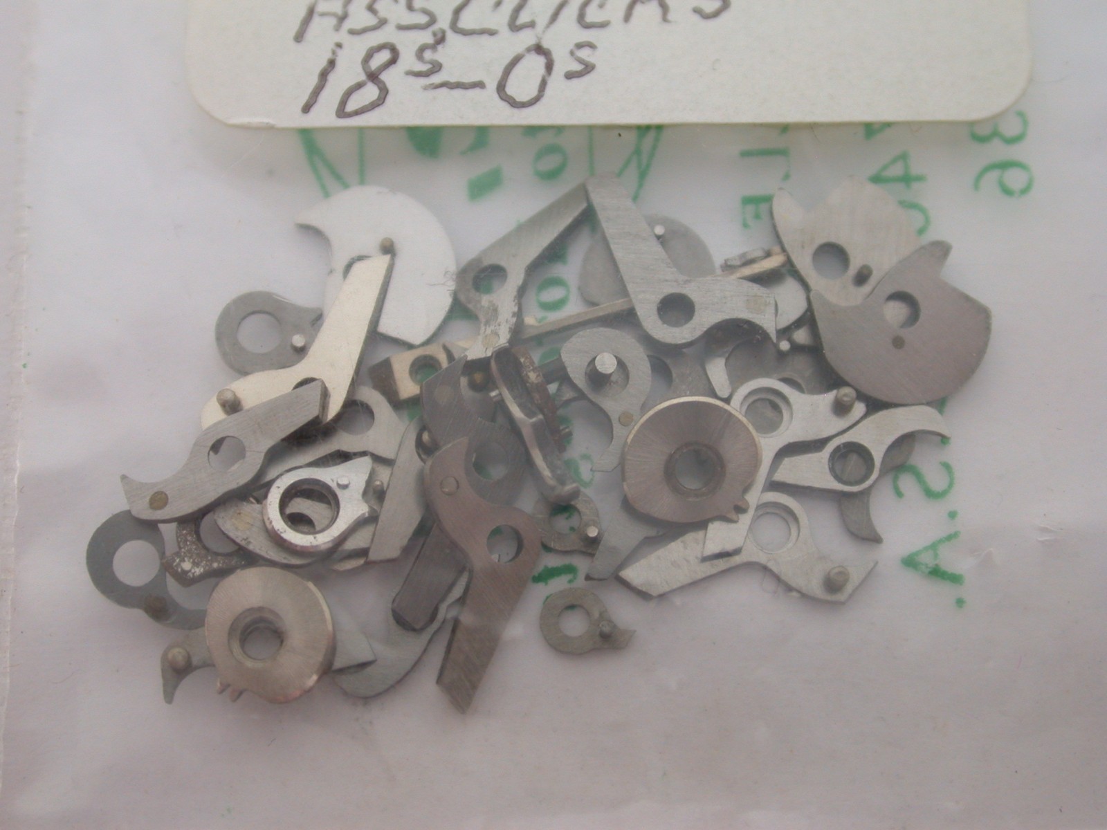 POCKET WATCH CLICKS FOR ILLINOIS, SIZE 18-0, AS PKGED BY S. LA ROSE – 37MR2