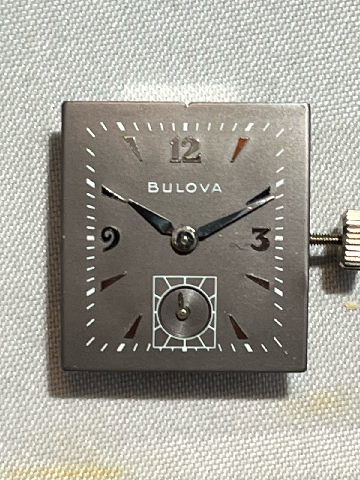 Bulova 8AE Movement, 21 Jewel, Manual Movement N.O.S. Not Running