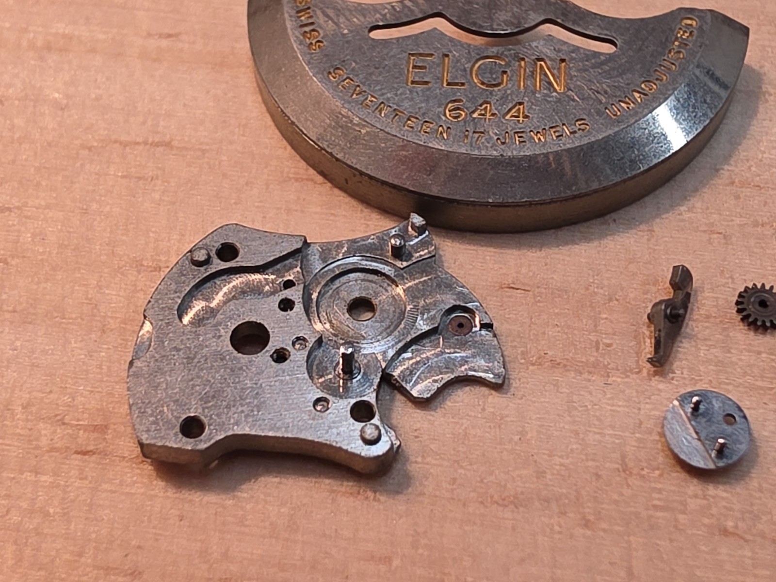 Lot Of Mixed Elgin 644 17j Automatic Parts-Rotor, Bridges, Wheels….