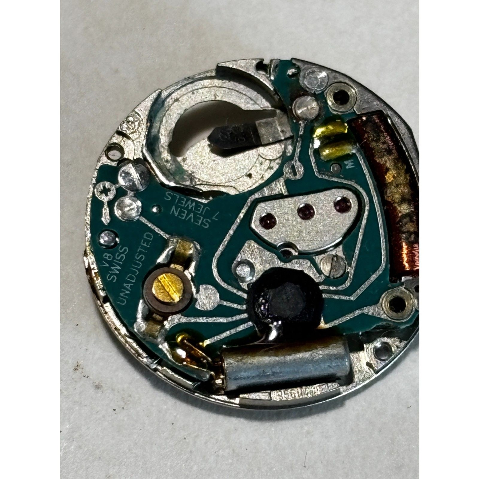 ETA cal. 956.114 partial quartz movement for parts/repair
