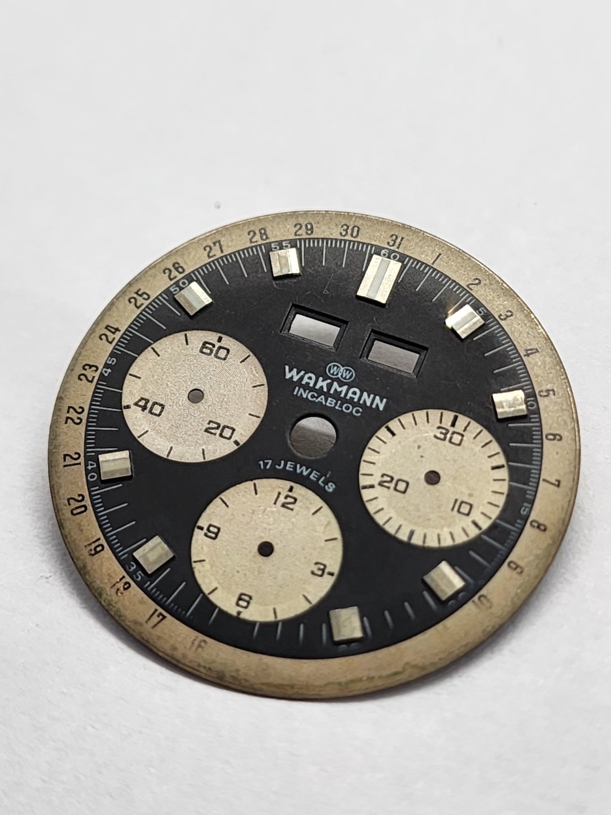 Vintage Wakmann Triple Date Chronograph Valjoux 72c Dial 32.5mm