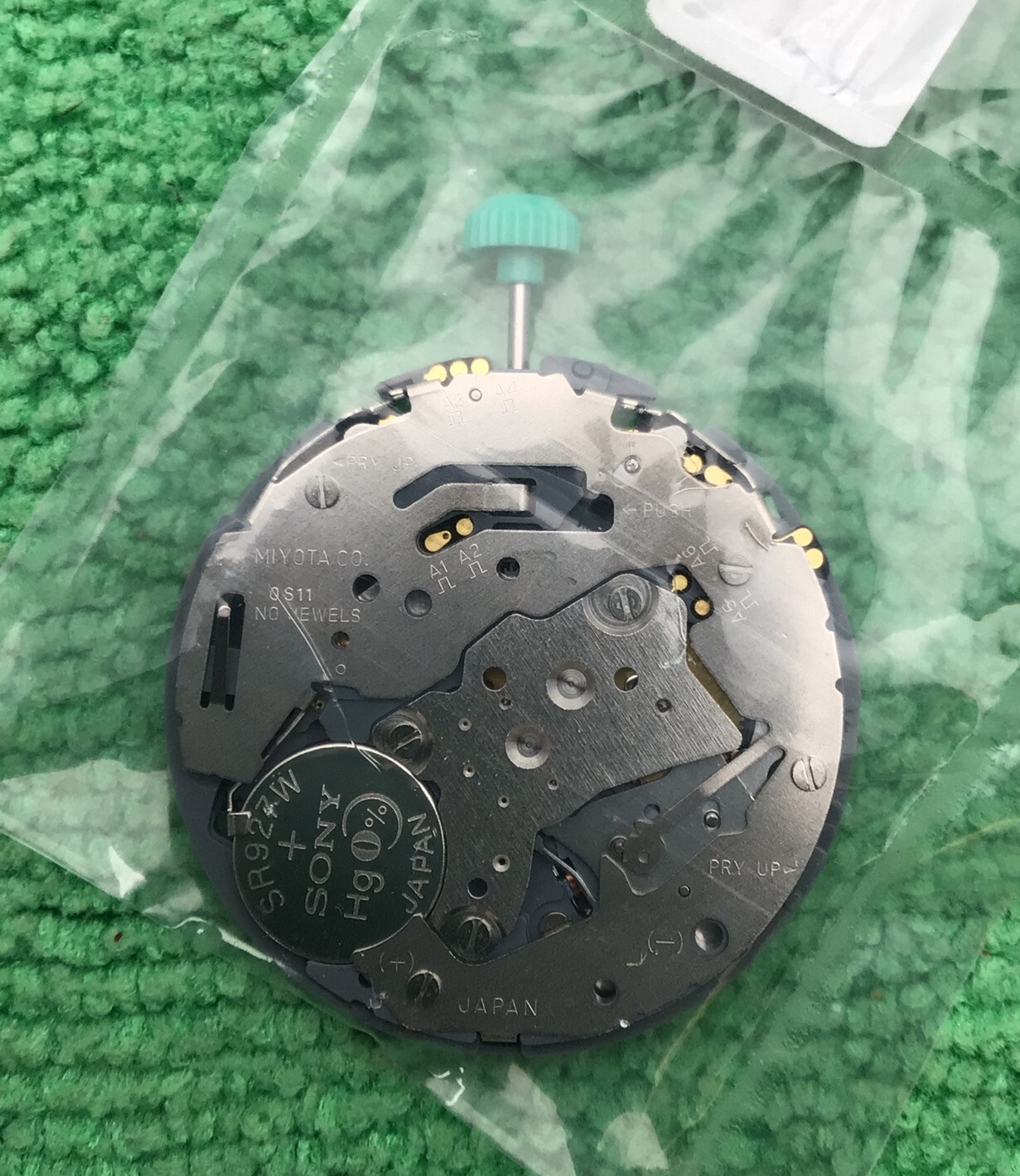 NEW Miyota OS11 Quartz Movement, Date at 3, ss