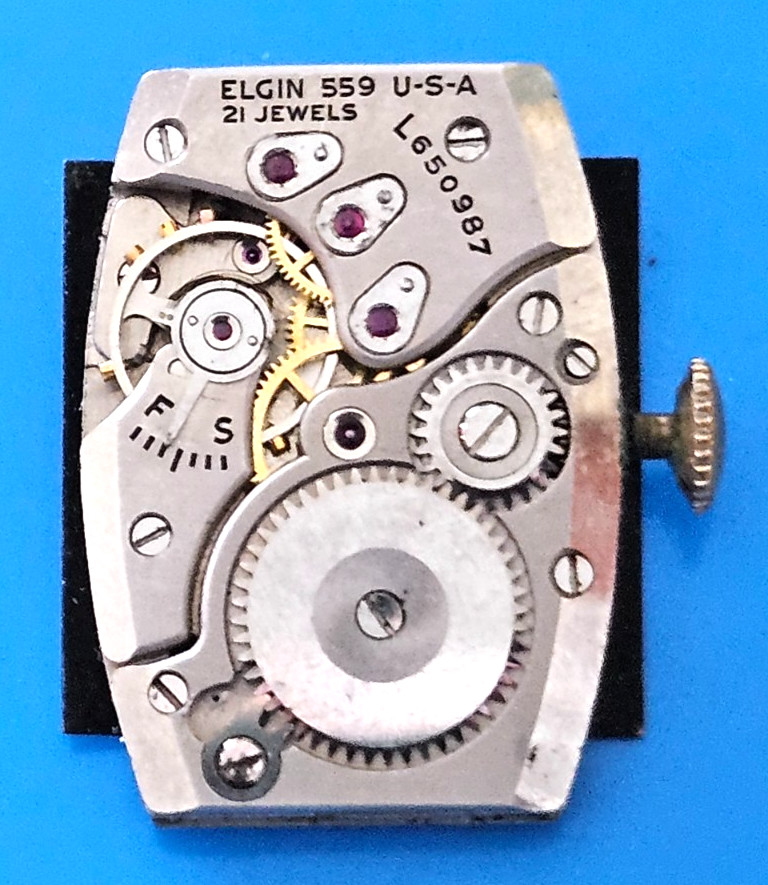LORD ELGIN 559 21J Watch Movement (REMOVED FROM GOLD CASE/BALANCE RUNS) lot76