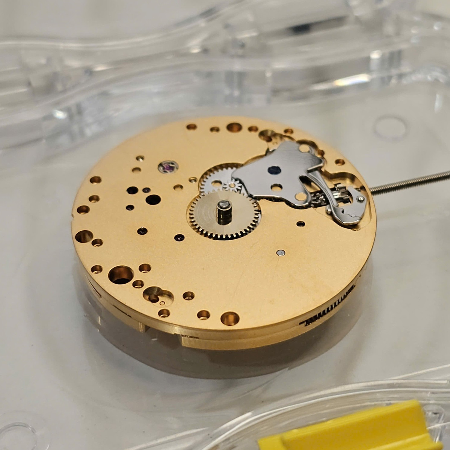 ETA Unitas 6497-1 Yellow Gold CdG Finish – Pin Balance Swan Neck Manual Movement