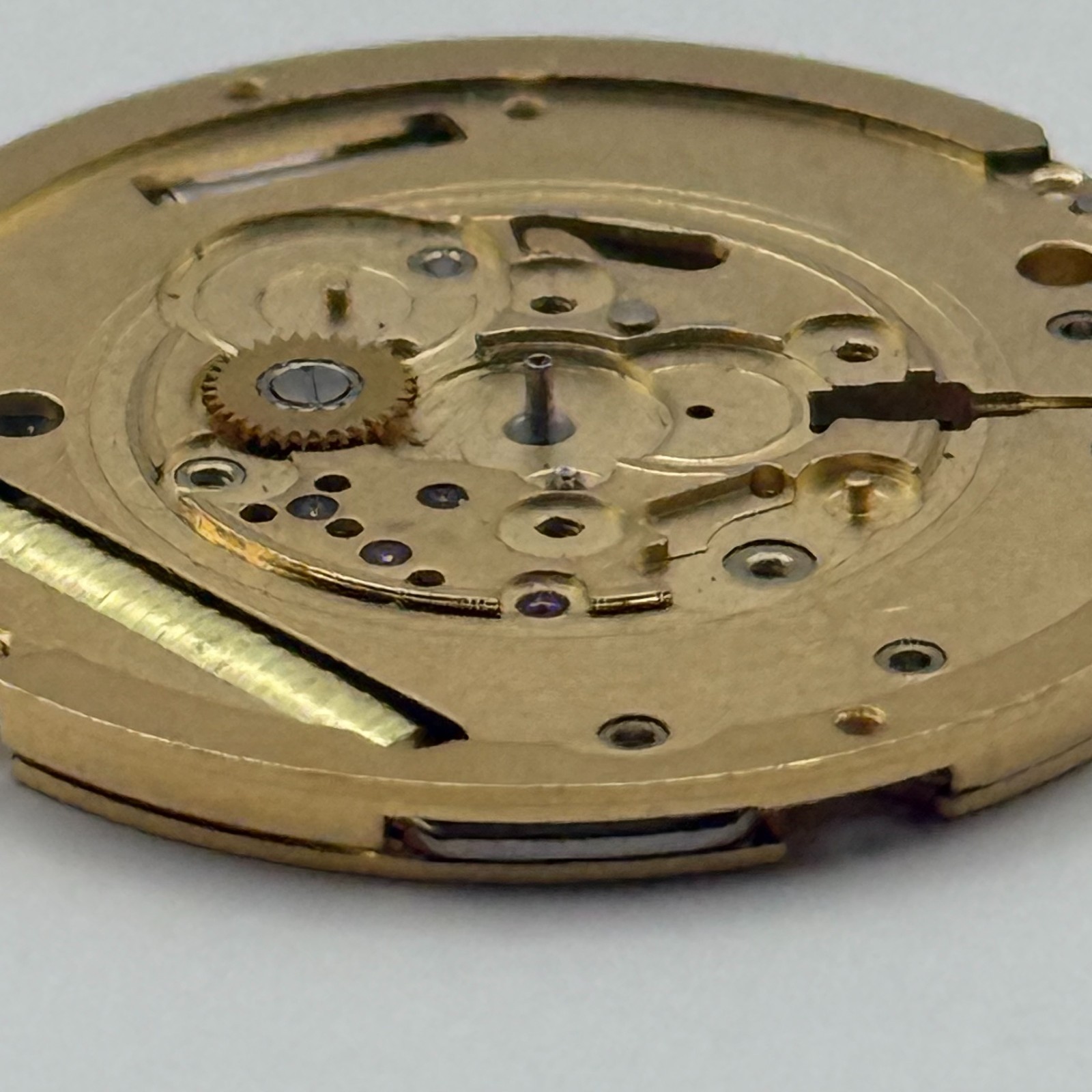 Ronda 1006 Watch Movement Quartz Swiss 8 Jewels Vintage Parts Repair 23.9mm