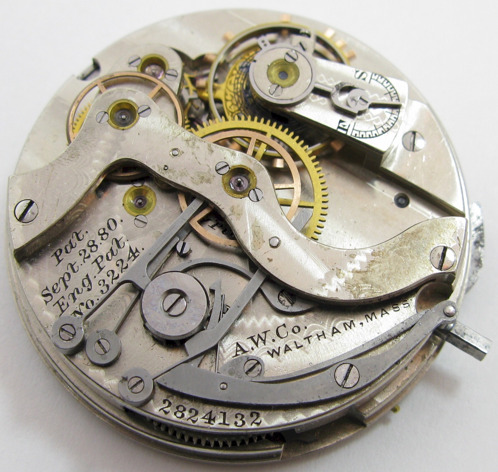 Waltham 14s 1884 Watch Movement 17 jewels fit OF case Serial 2824132 for parts