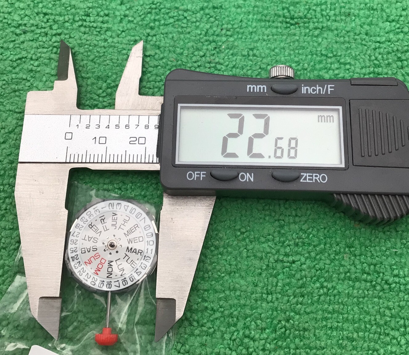 Genuine Miyota 2105 Movement Quartz Japan, 3 Hands, Day/Date at 3 ww