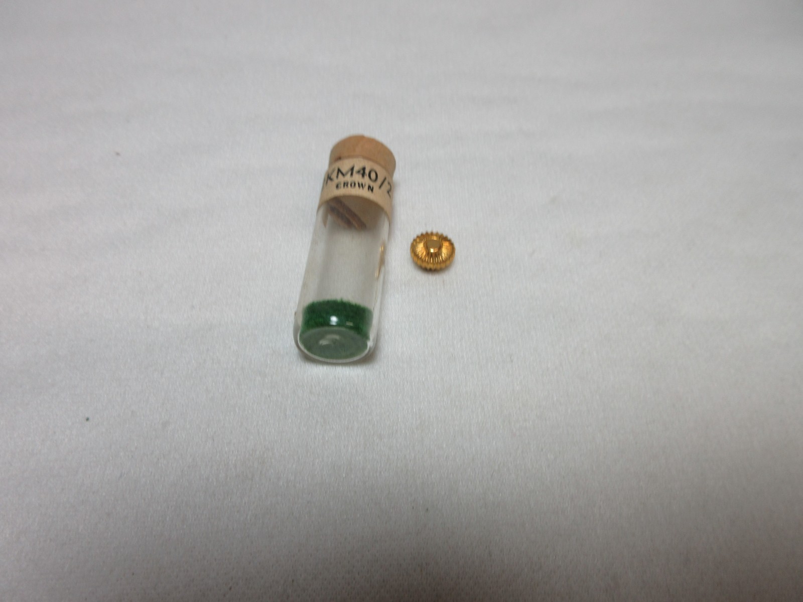 VINTAGE 8.06 MM GOLD FILLED POCKET WATCH CROWN WATCHMAKERS REPLACEMENT PART #1