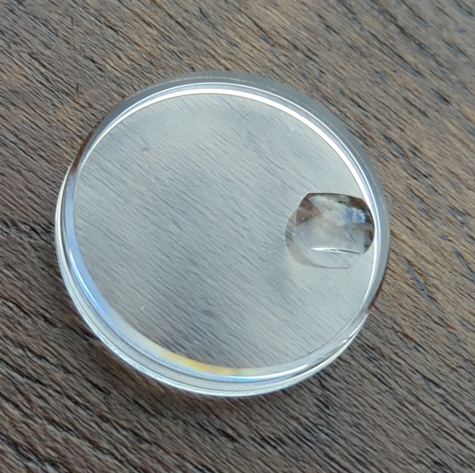 Rolex 25-127 Original Acrylic Crystal 1970s Top hat for Submariner 1680 (V68)