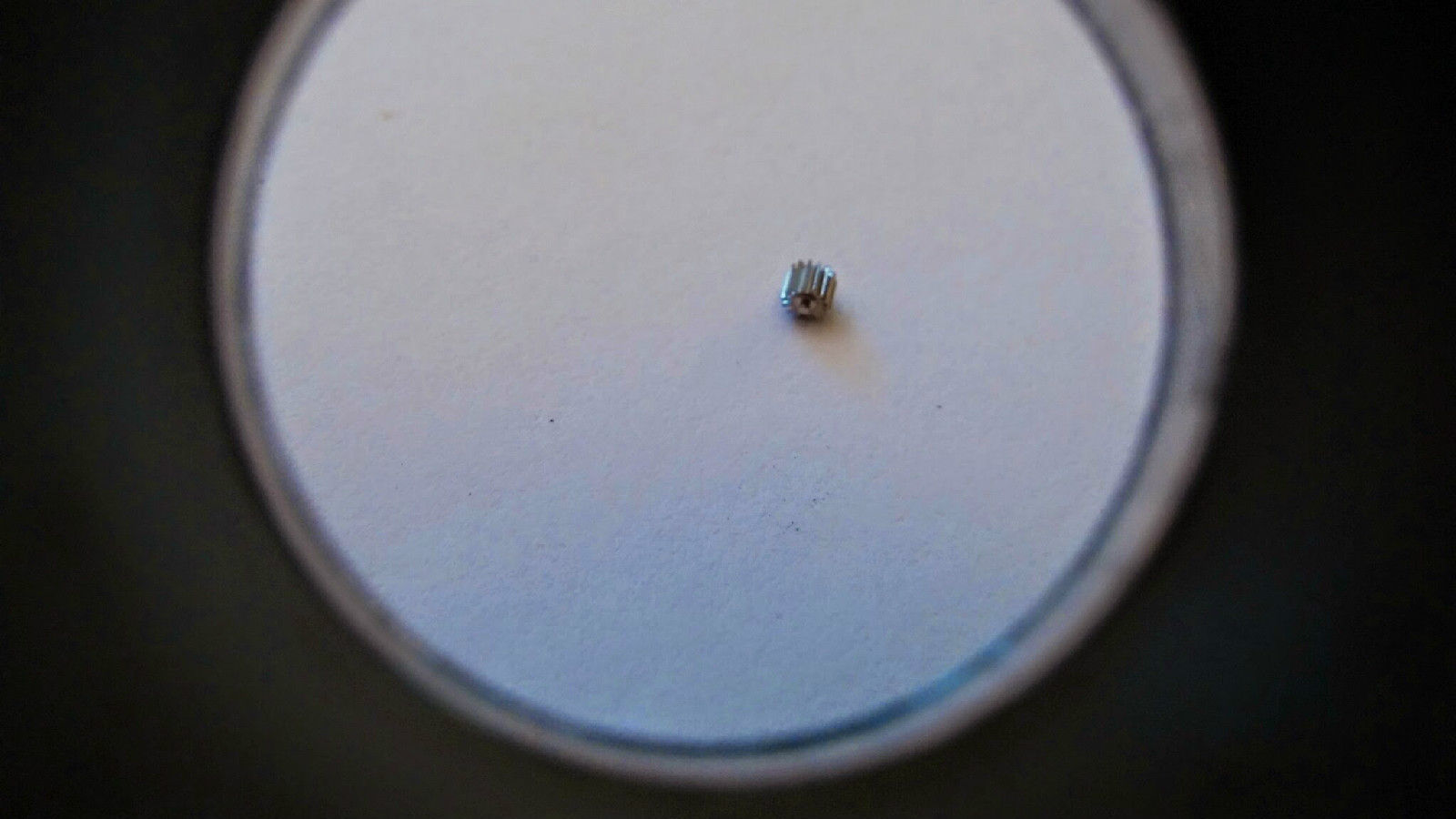 Le Coultre WATCH PARTS 910, 911, 916 watch part 7294 setting wheel – vintage
