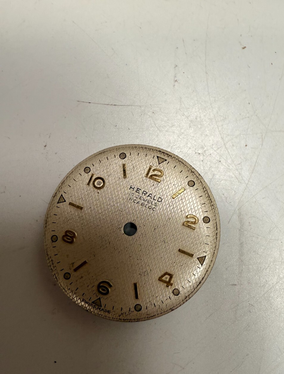NICE Vintage 1940’s Herald Watch Dial 17 Jewel Incabloc Cream 26mm Gold Markers