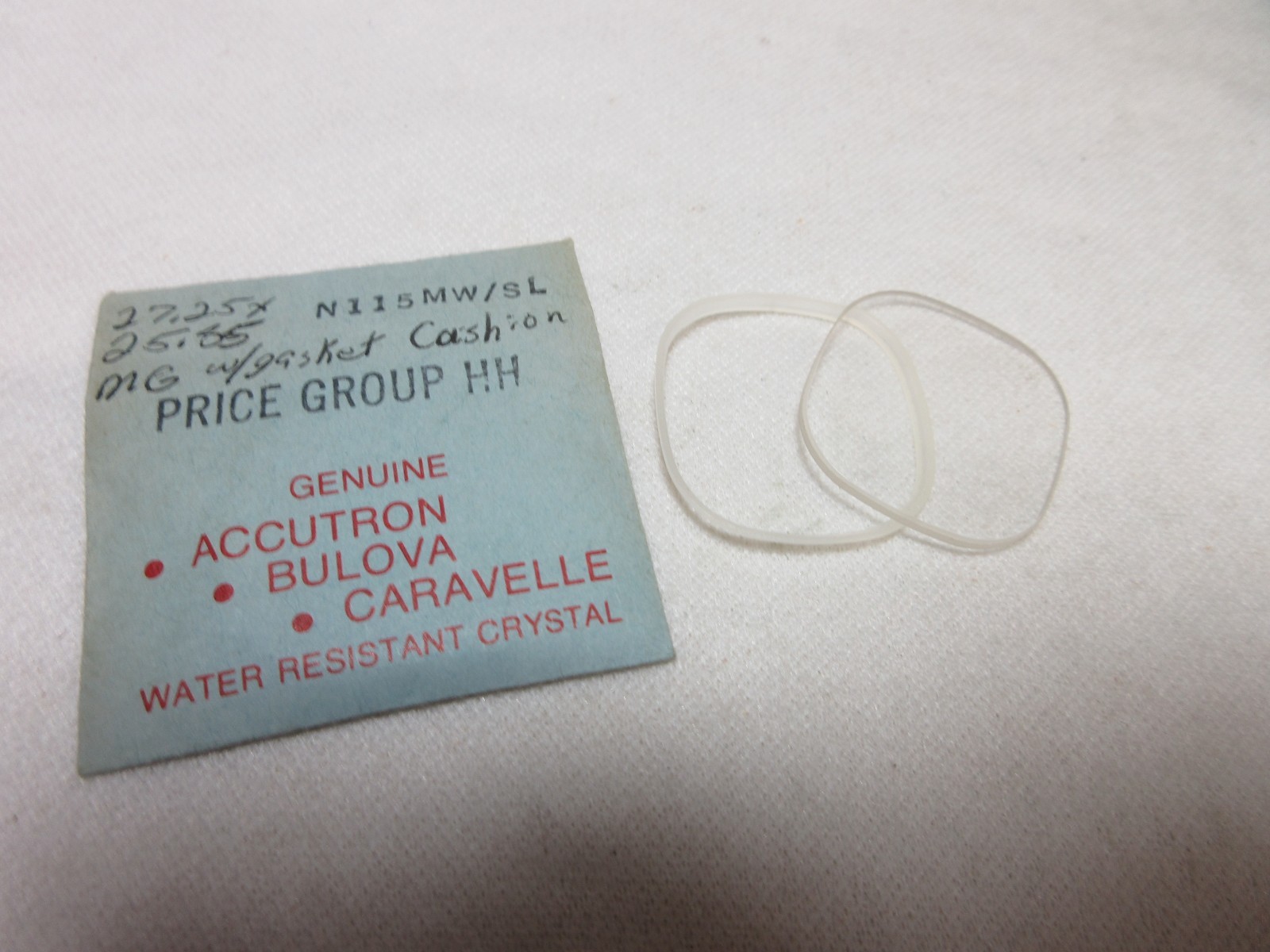 BULOVA ACCUTRON CARAVELLE WATCH CRYSTAL N115 NW/SL WATCHMAKER REPLACEMENT #186