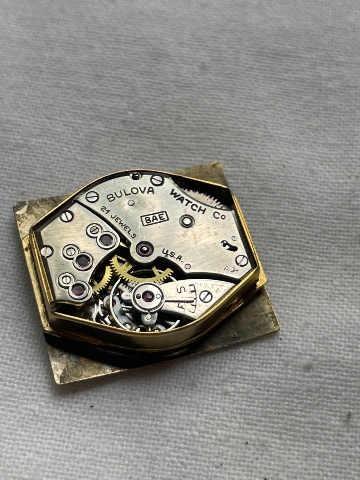 Bulova 8AE – movement for mens watch TRY TO RUN, lot 0707