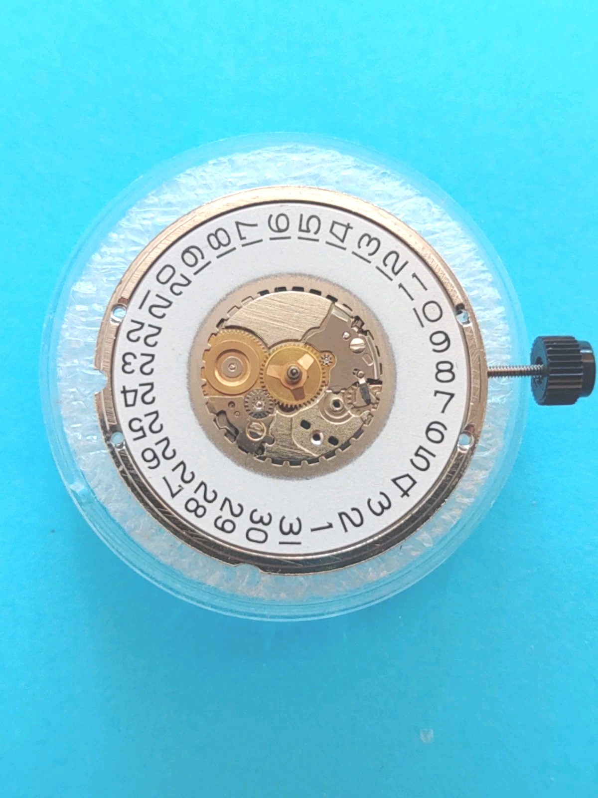 ETA 555.112, 11.5″‘ 7 JEWEL QUARTZ DATE@3 MOVEMENT. NOS. SETS AND RUNS 24 HRS.