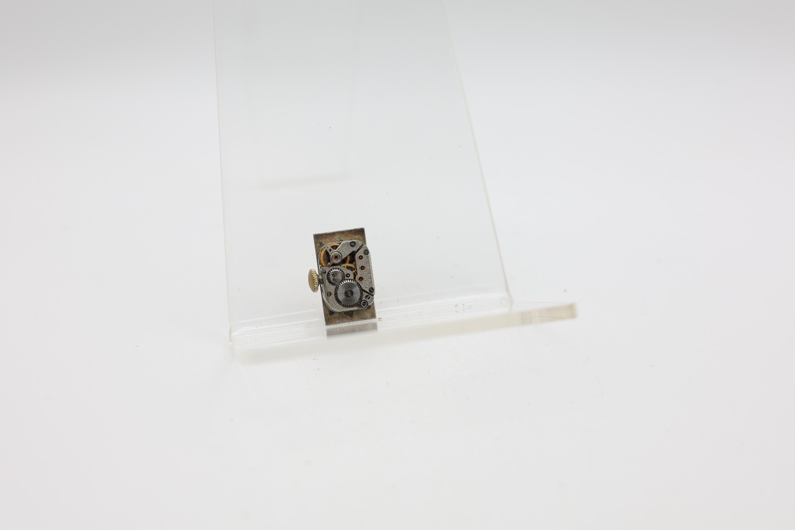 UNIVERSAL GENEVE CAL. 402, 17j LADIES WRIST WATCH MOVEMENT FOR REPAIR (HR)