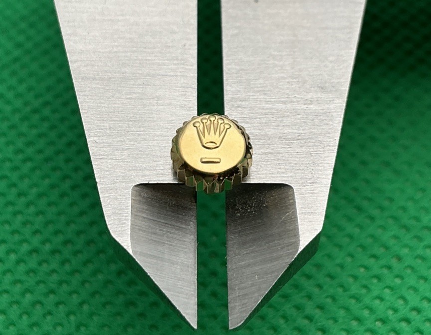 Genuine Rolex 24-600-8 18k Yellow Gold 6mm Winding Crown Refurbished (J35)