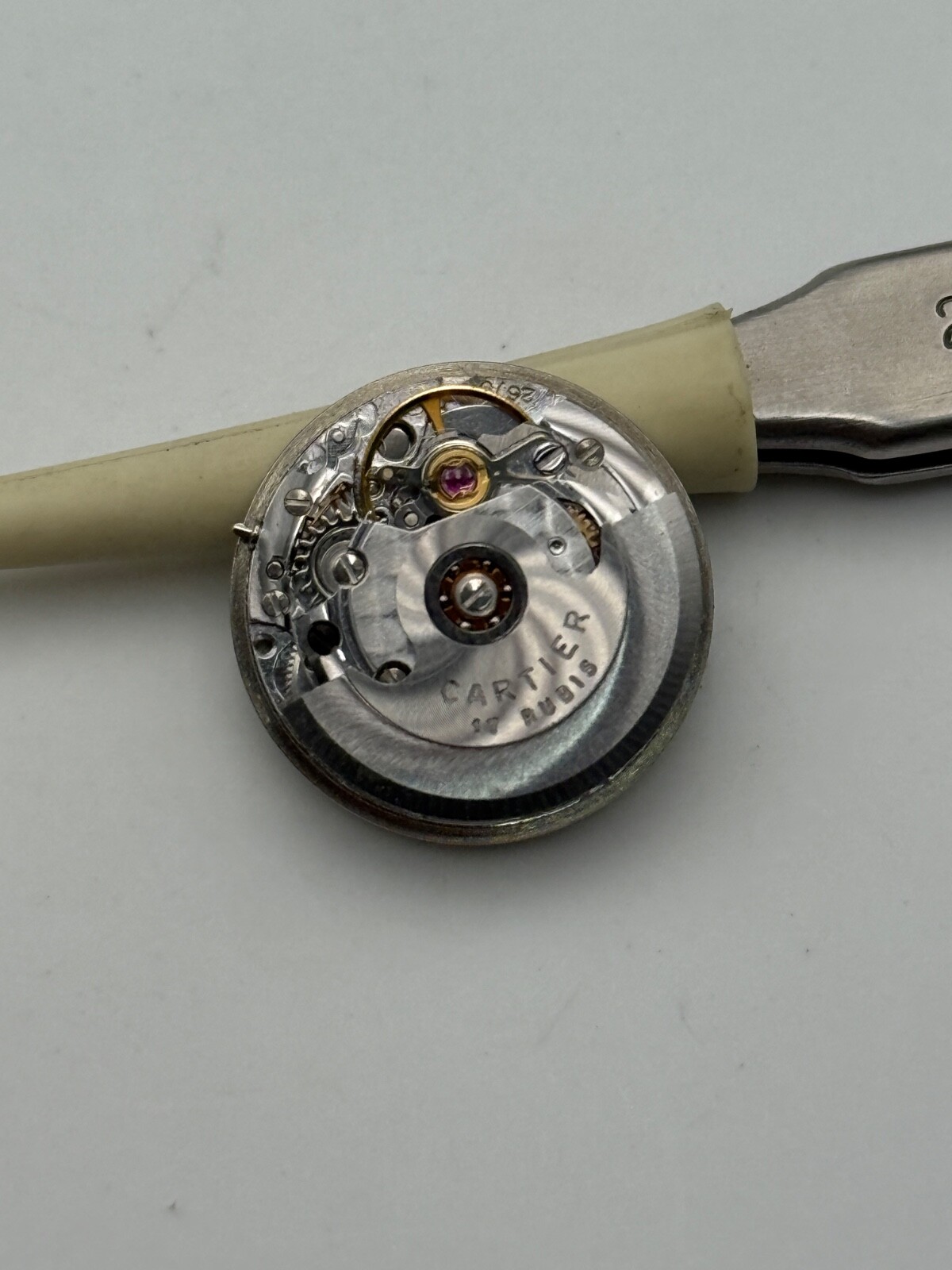 cartier tank eta 2670 movement movement movement swiss made