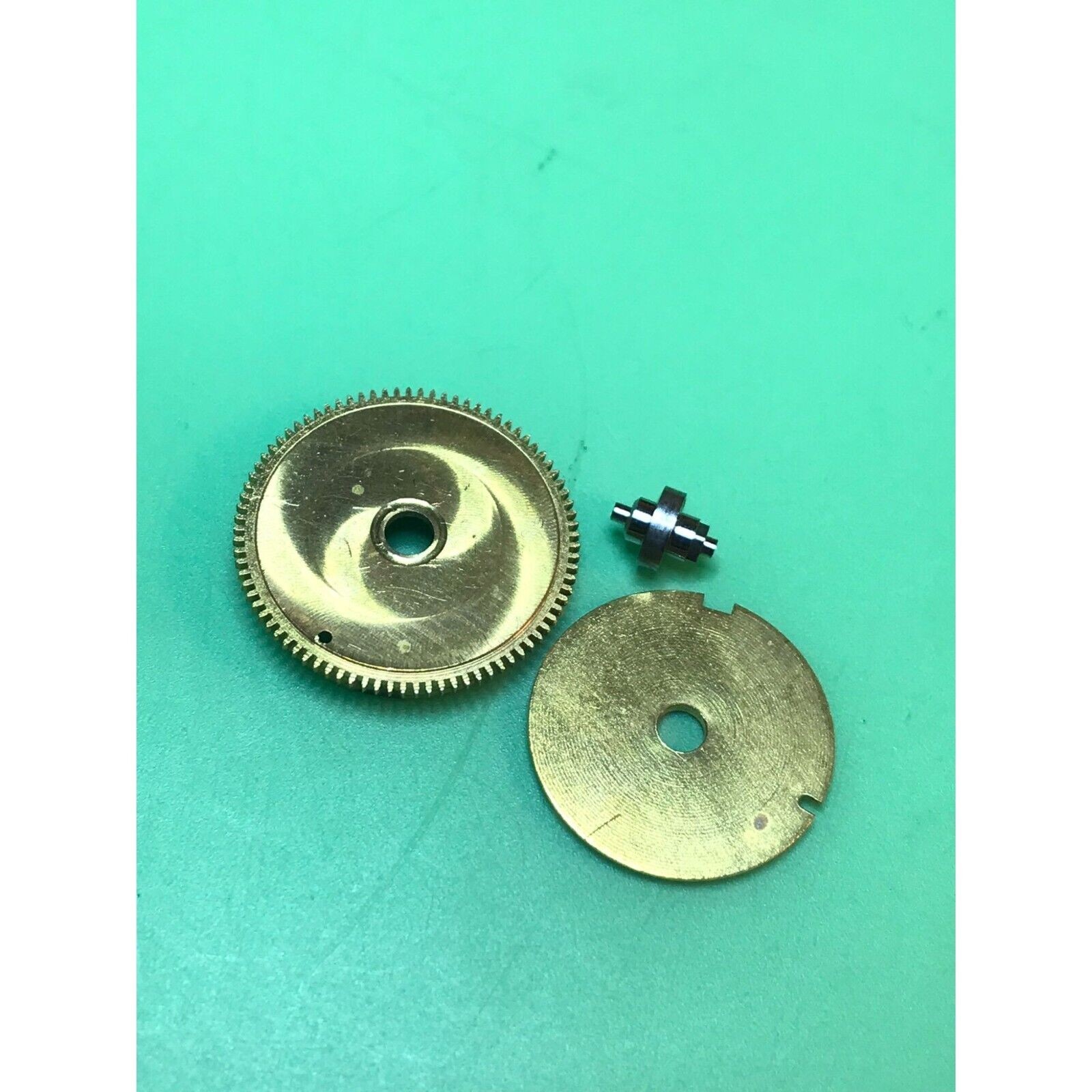 Waltham 6s Model 1873-6 Pocket Watch Mainspring Barrel and Barrel Arbor 3D4-5