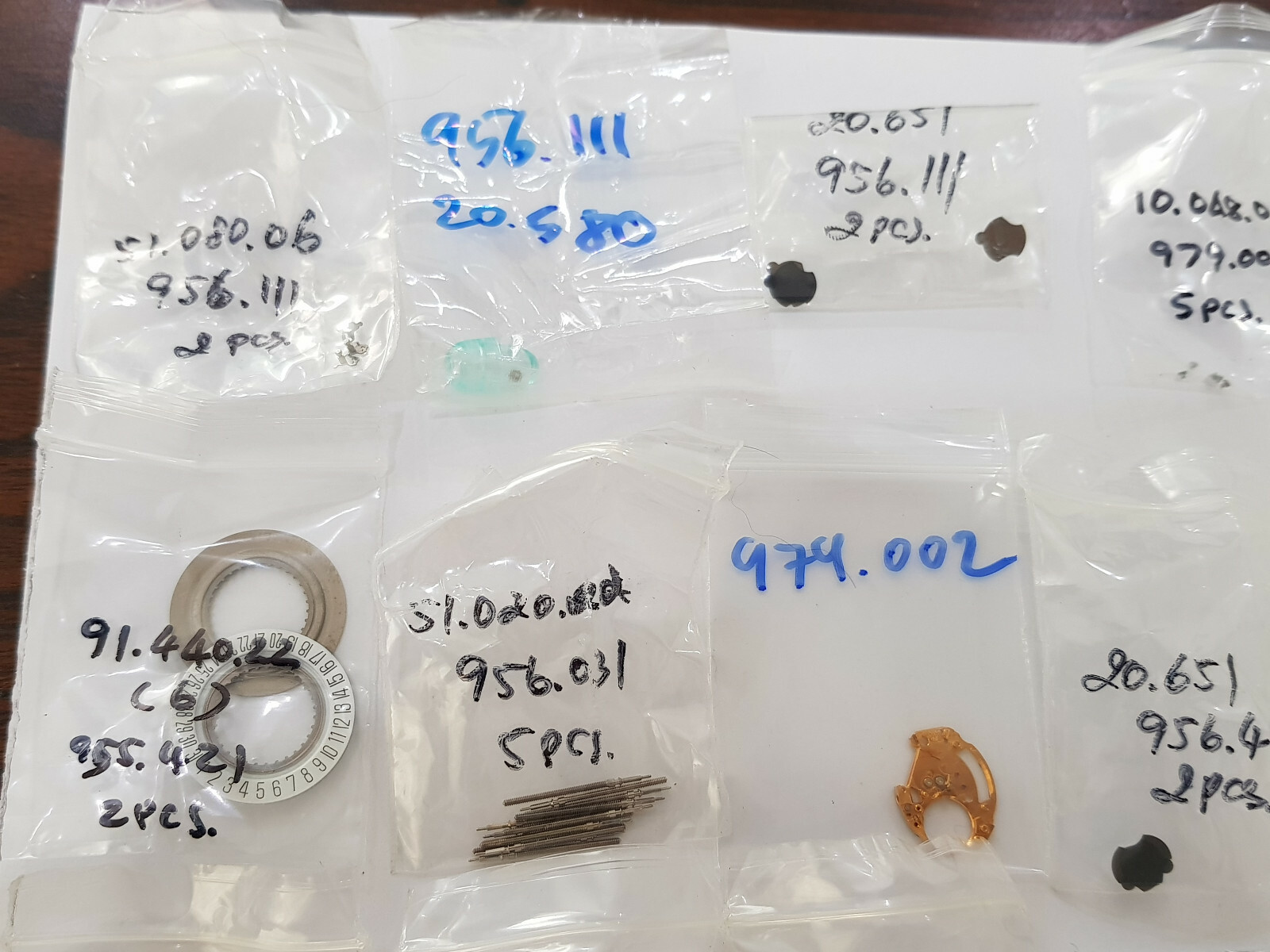 Hugh Lot Swiss movement parts assorted model ETA ESA 956.111 950.001 955.421 etc