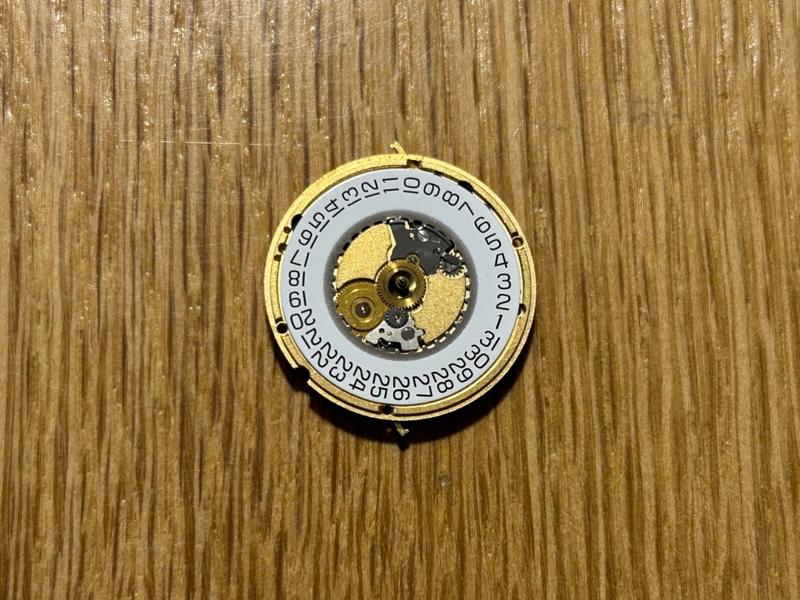 MDM Geneve – Quartz Movement – 23-24 Mm Diameter – For Spare