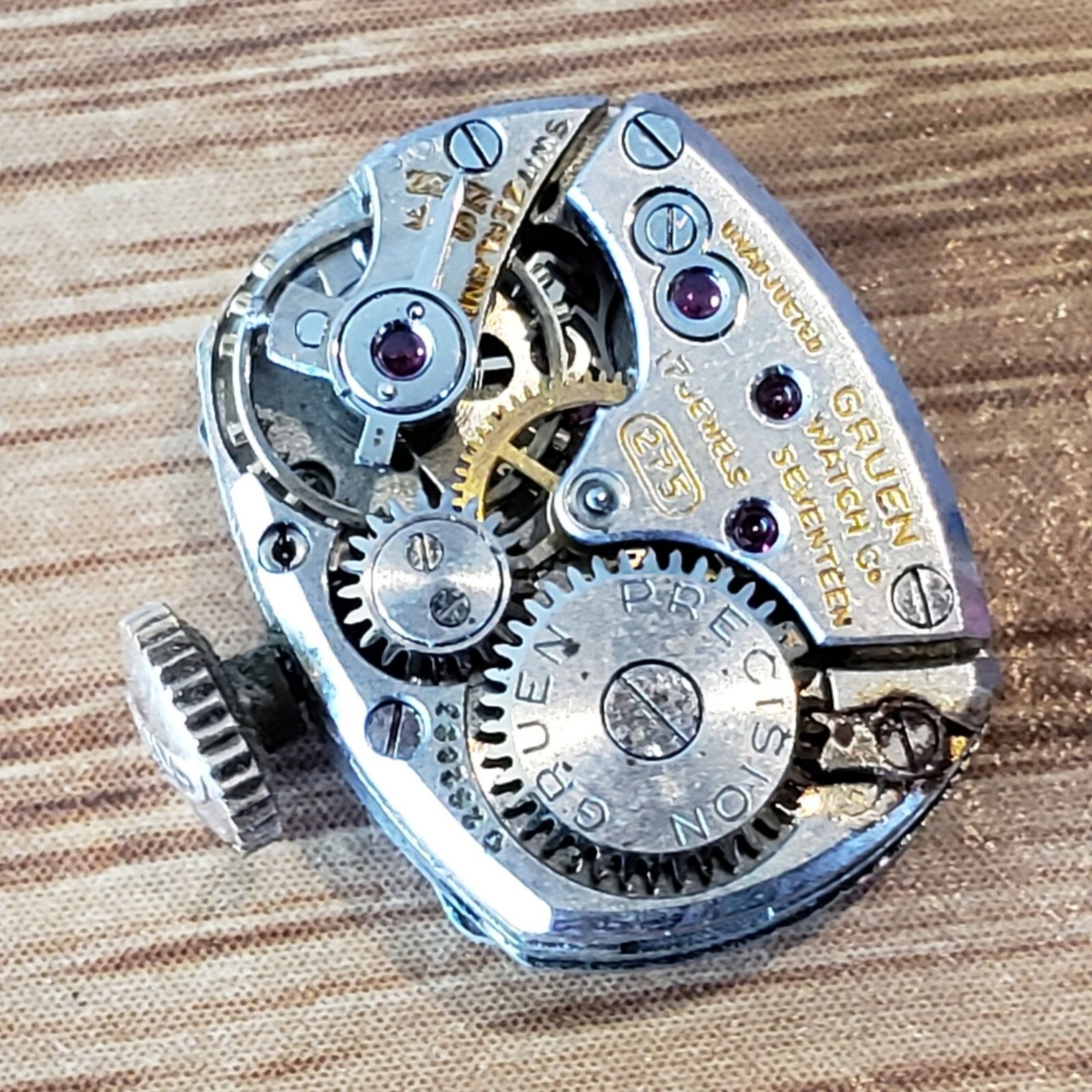 Vintage Gruen Precision 275 17 Jewel Veri-thin Swiss Watch Movement Numbered WP1