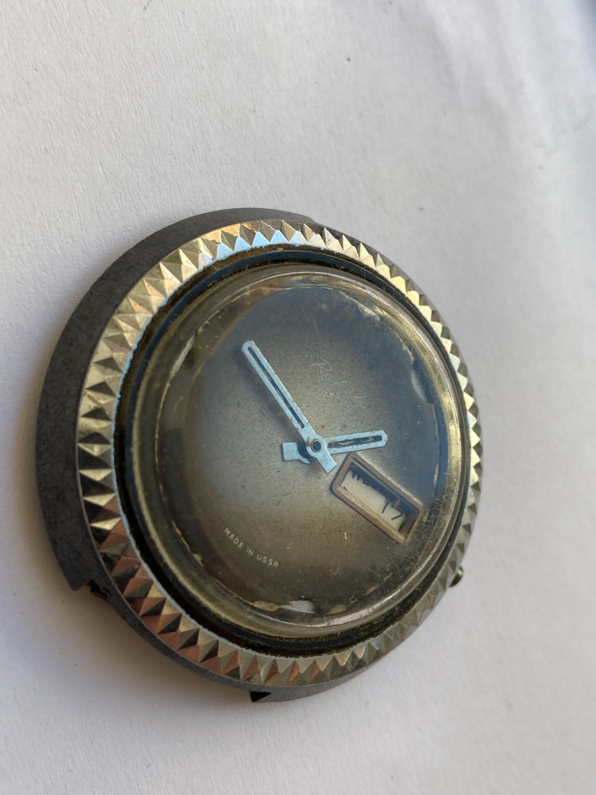 VINTAGE MEN WRIST WATCH PARTS NOT WORKING RAKETA TV CAL 2628 H USSR UFO