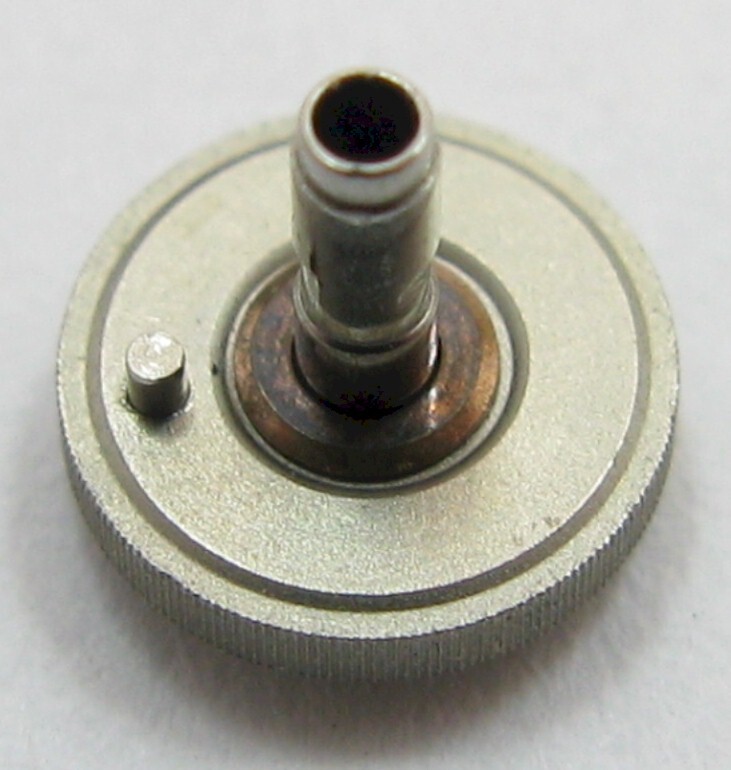 Omega 1040 Lemania Watch 1340 chronograph part 1218 cannon pinion minute driver