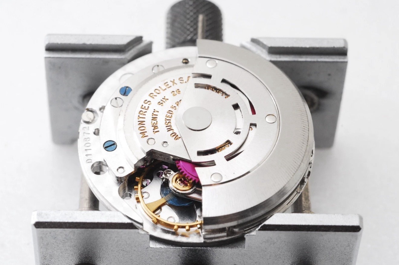 ROLEX 1570 MOVEMENT SERVICED. SEE PICTURES. For 1680,5512,5513,1016
