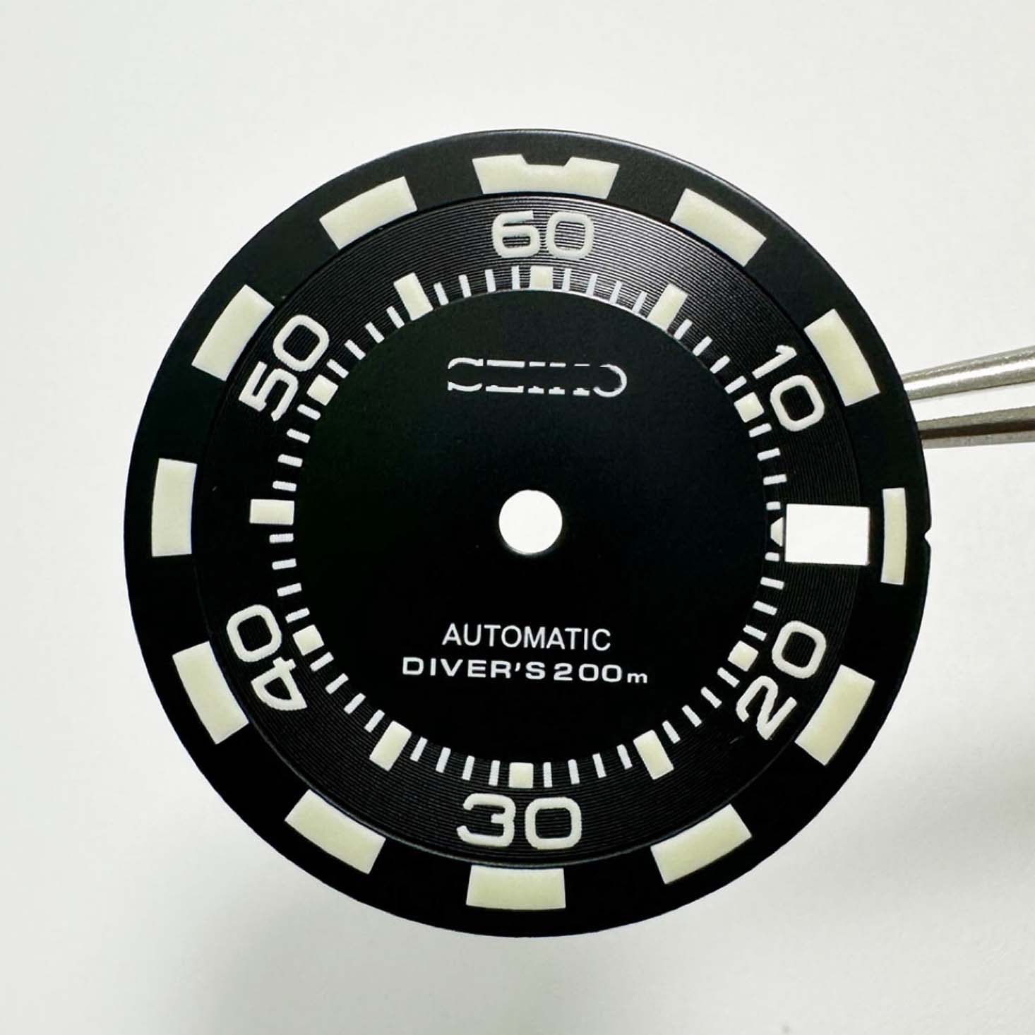 28.5MM White Orange Watch Dial Green Luminous Date for NH35/36 Movement