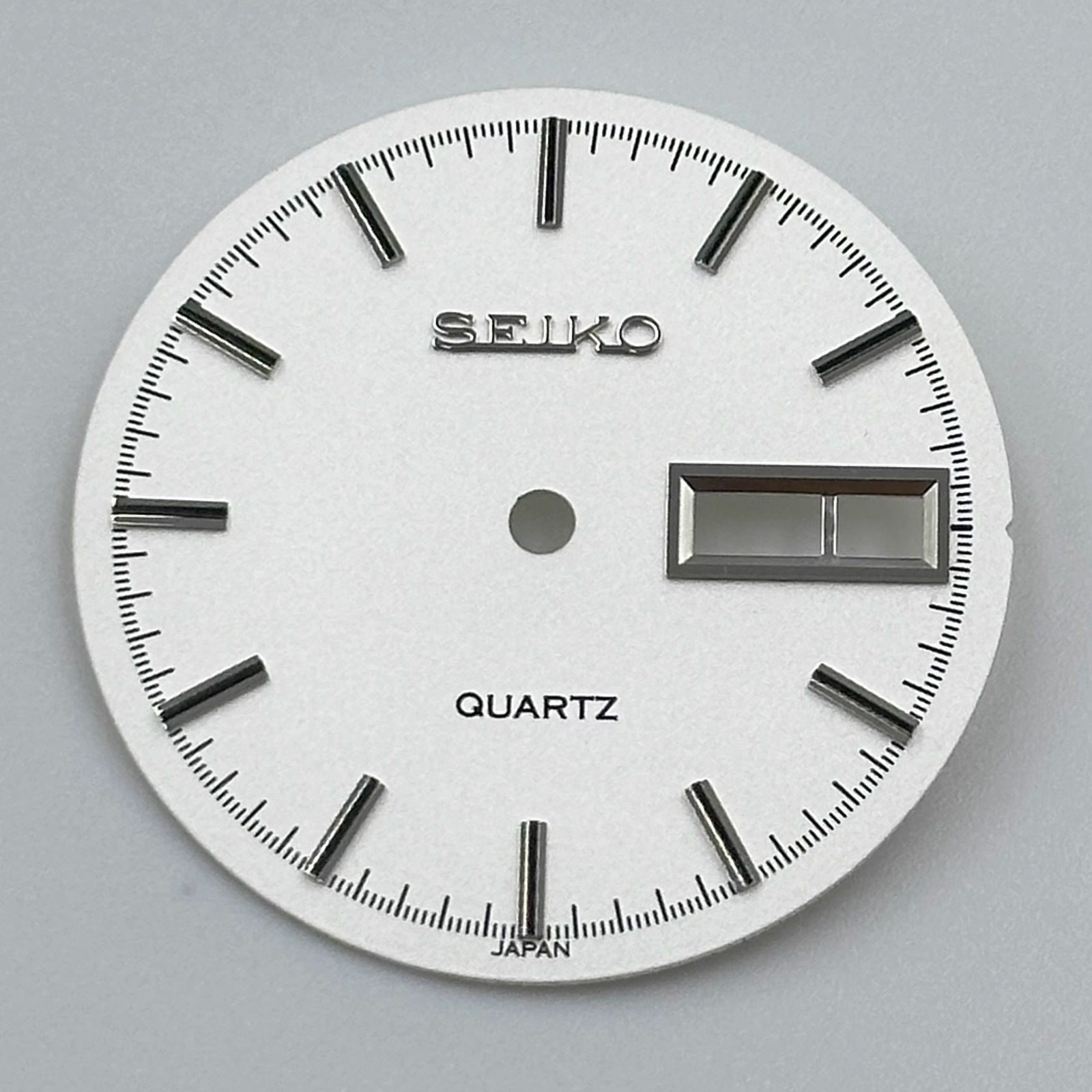 28.5mm Silver Nail Watch Dial No Lume Dual Calendar for 2305 Movement Accessorie