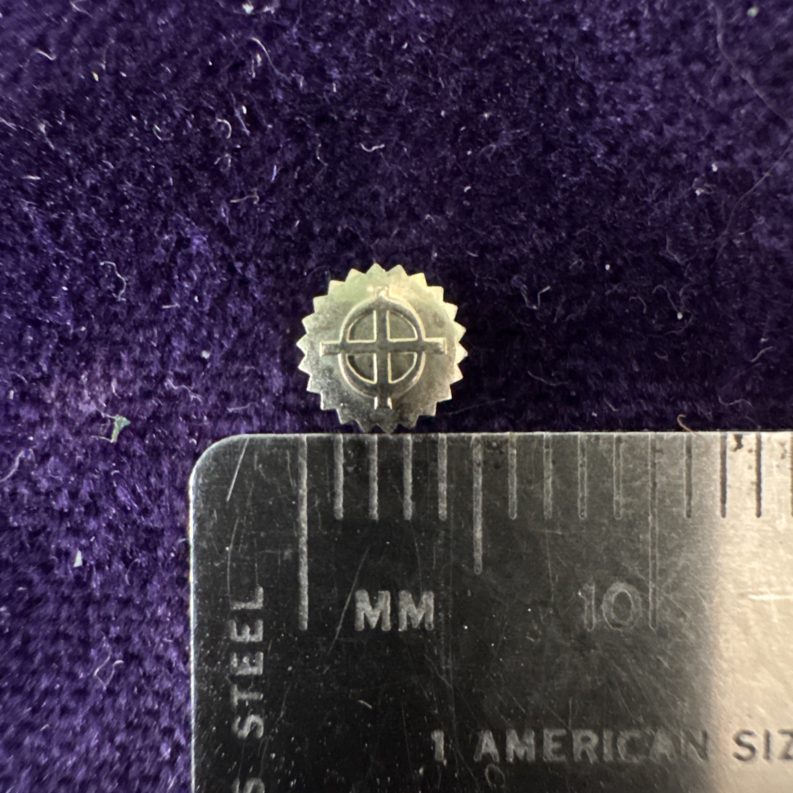 4.5mm Vintage Zodiac Gold Tone Watch Crown In Excellent Condition!