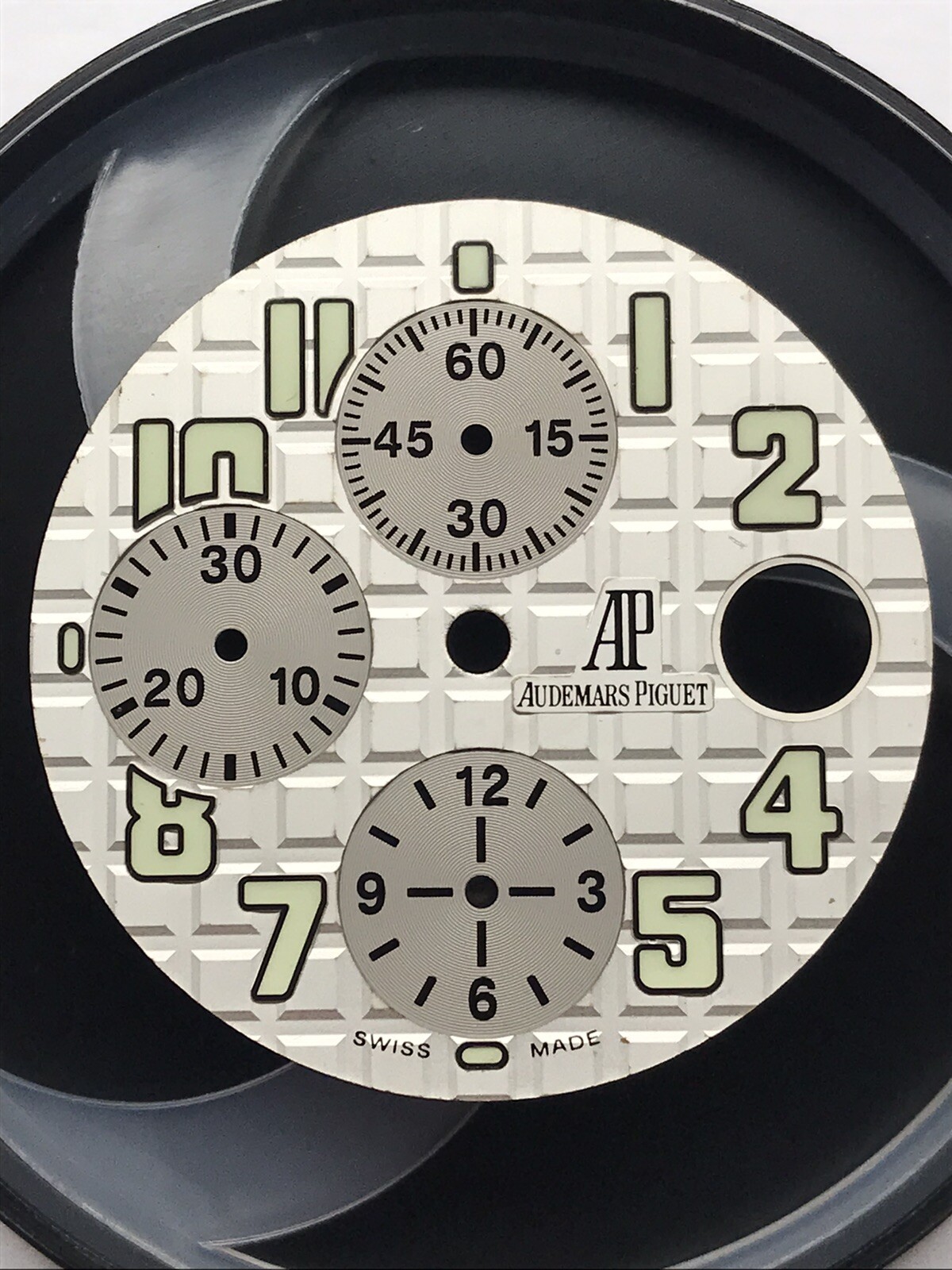 Genuine Audemars Piguet Royal Oak Offshore 25940SK White Dial.