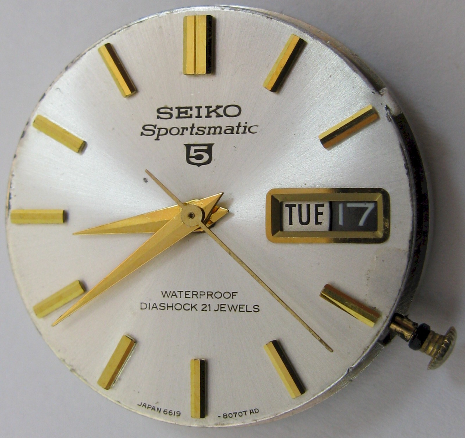 Seiko 5 Watch sportsmatic 6619 A 21 jewels movement & brass case 8050 for part