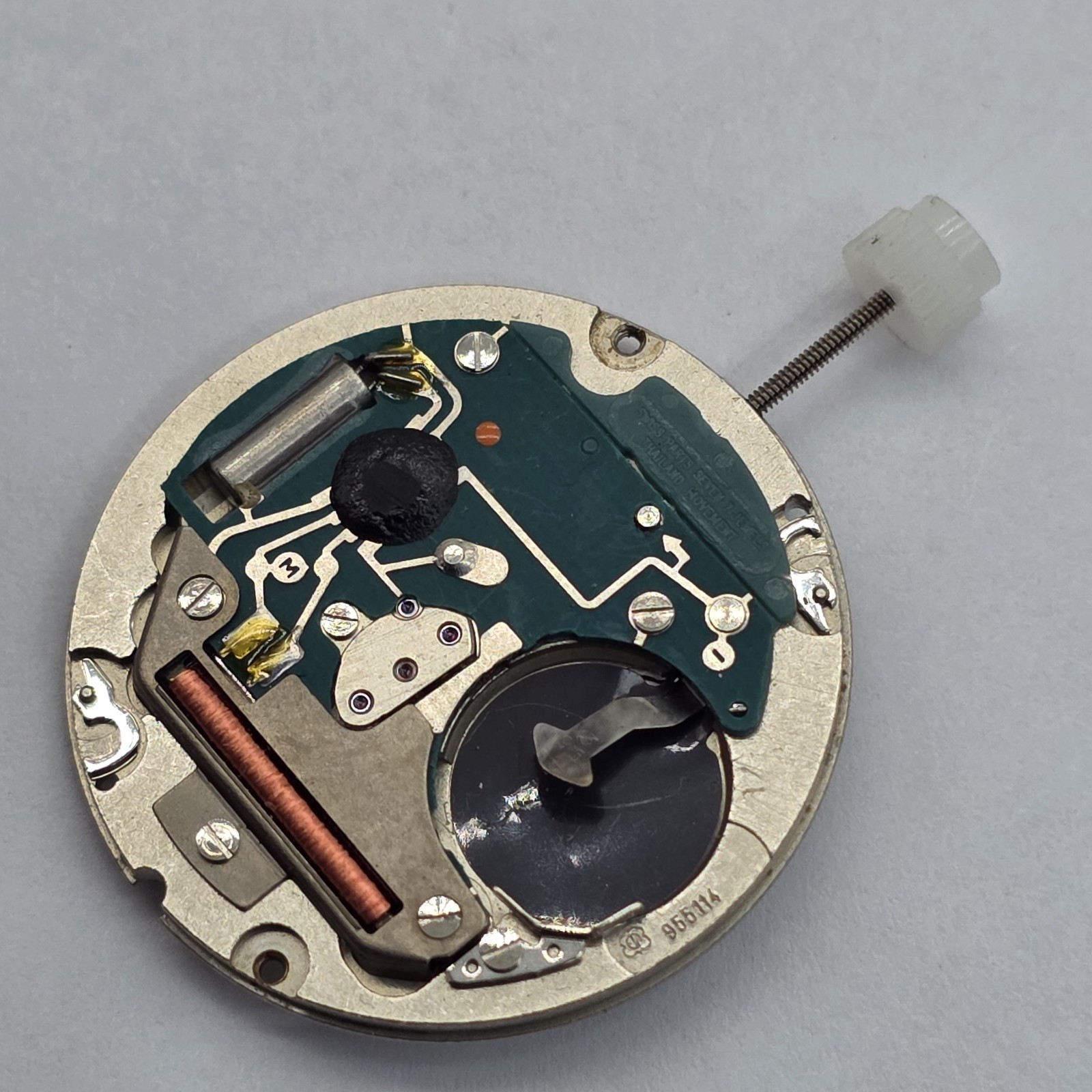 Various Watch Movement Lot Of 5 Quartz 7 Jewels Swiss Parts Or Repair #V11