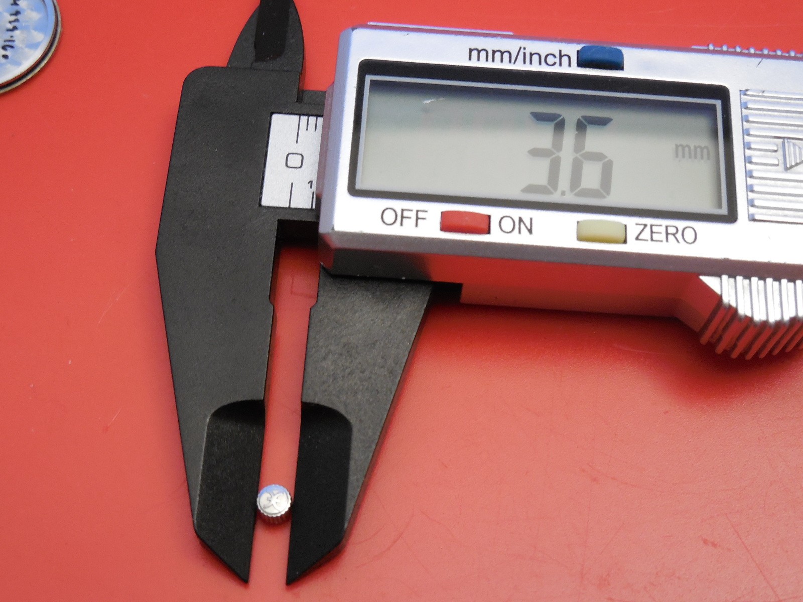 EBEL 3.6MM STEEL BELUGA WINDING CROWN