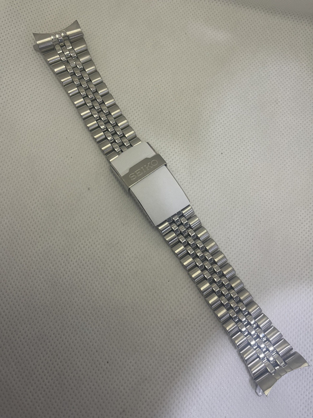 042 SEIKO 22MM STAINLESS JUBILEE REPLACEMENT BRACELET SKX007, 6309, 7002, 7548