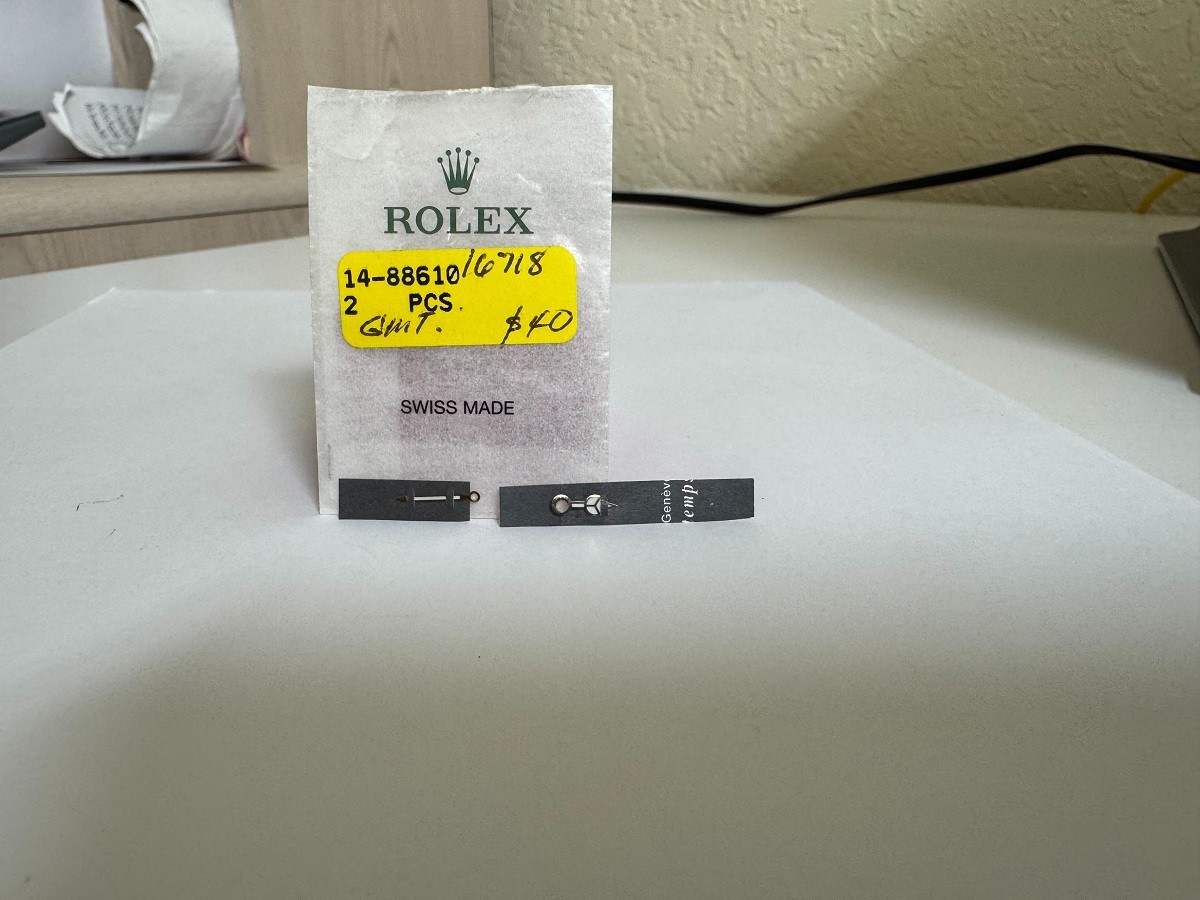 NOS Genuine ROLEX GMT-MASTER II yellow gold hour and minutes hands 16718